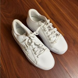 Puma Women's White Sneakers size 9 Never Used